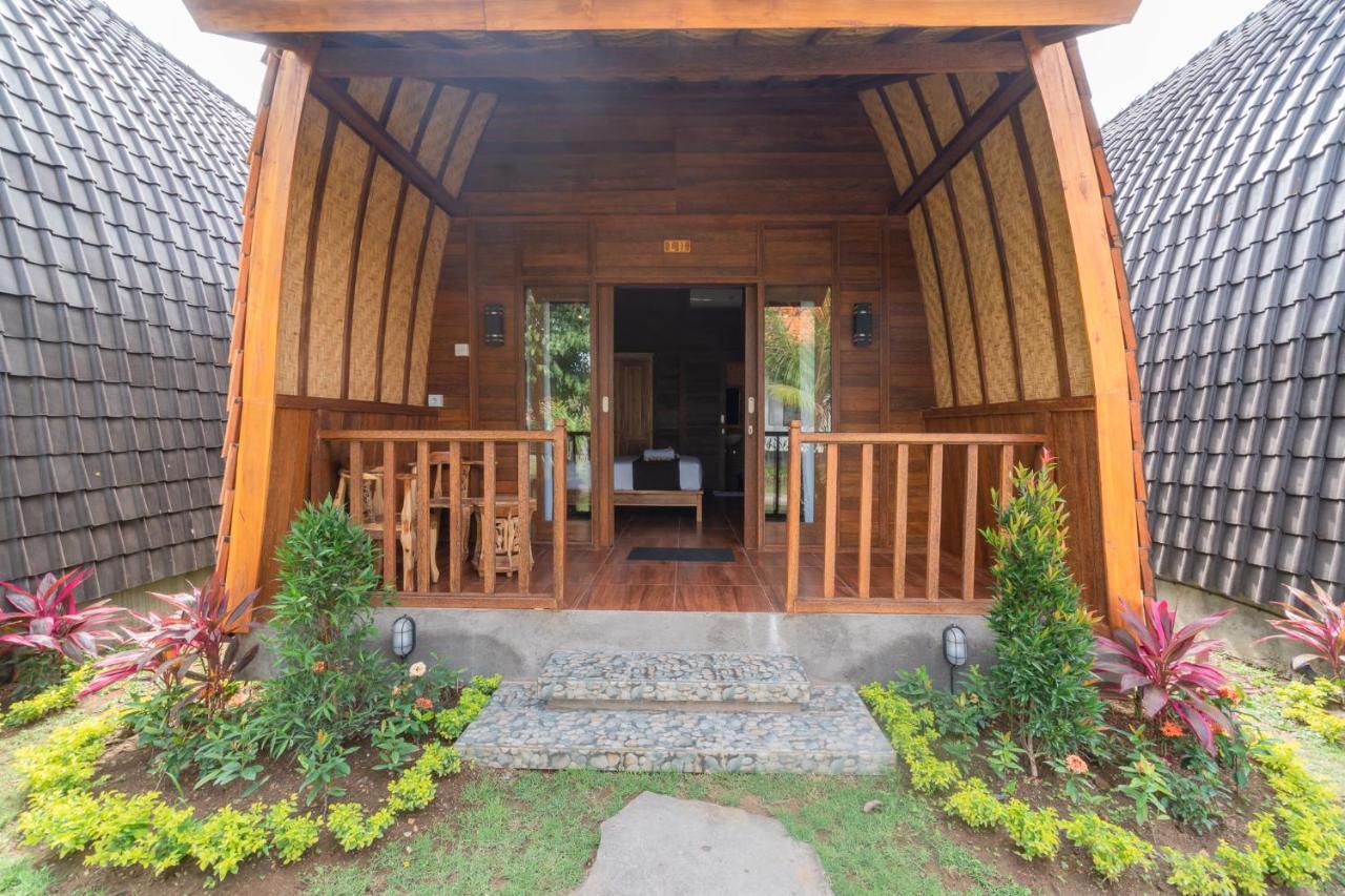 Wooden Puri Guesthouse أُلُواتو المظهر الخارجي الصورة