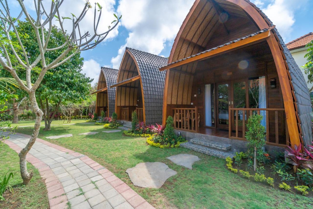 Wooden Puri Guesthouse أُلُواتو المظهر الخارجي الصورة