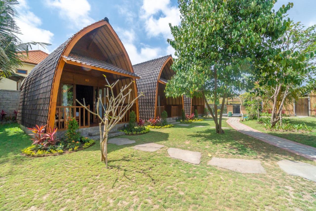 Wooden Puri Guesthouse أُلُواتو المظهر الخارجي الصورة