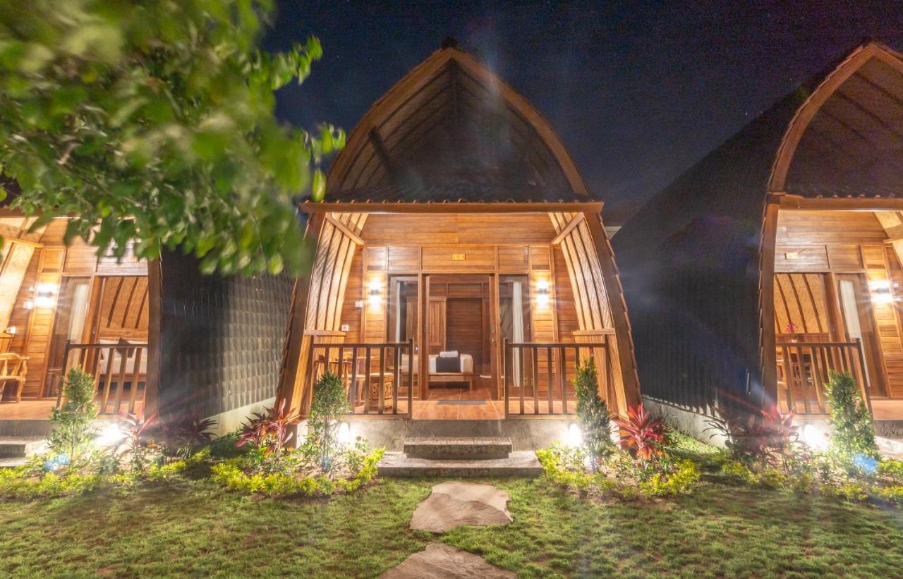 Wooden Puri Guesthouse أُلُواتو المظهر الخارجي الصورة